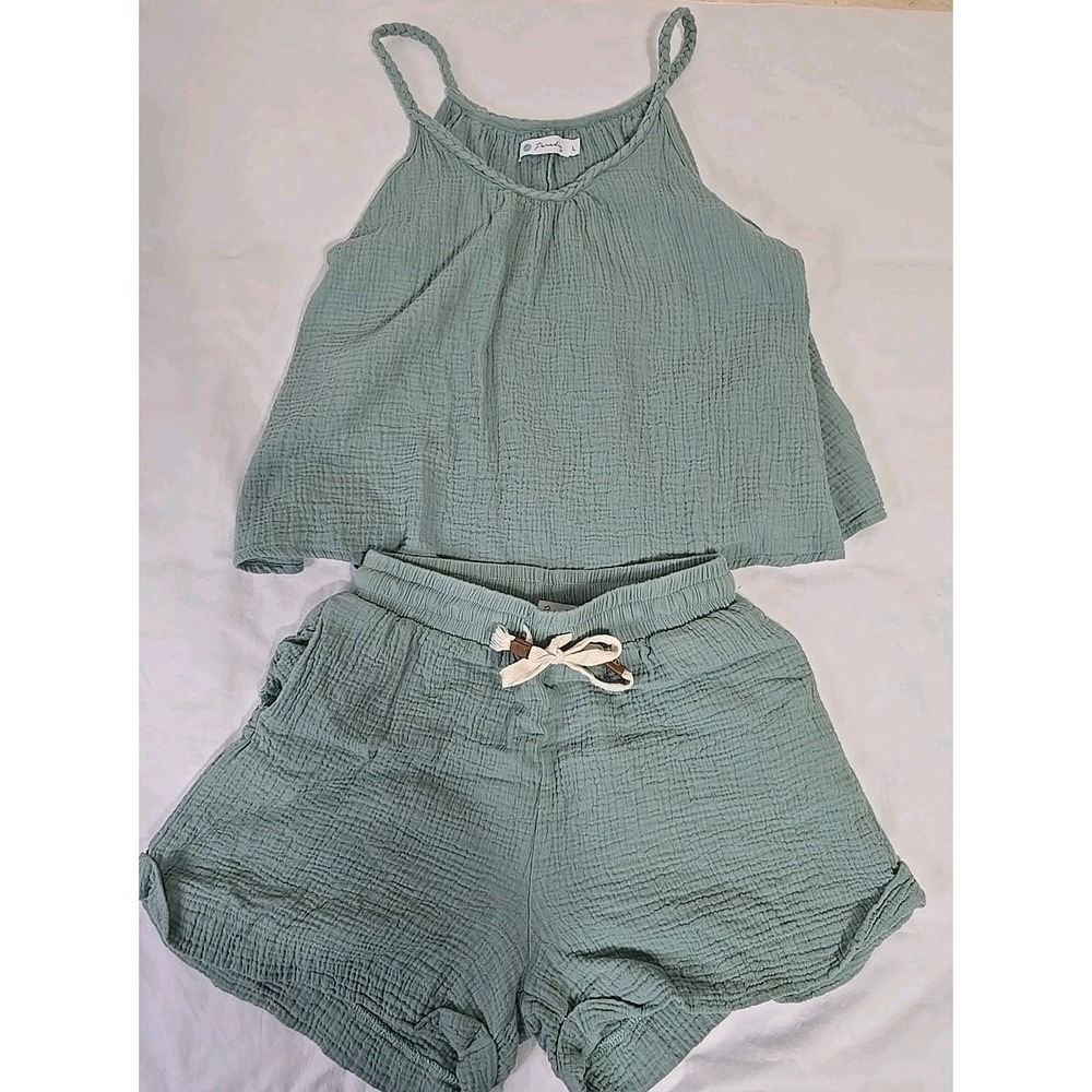 Paradise Women's Large Sage Green Shorts Set